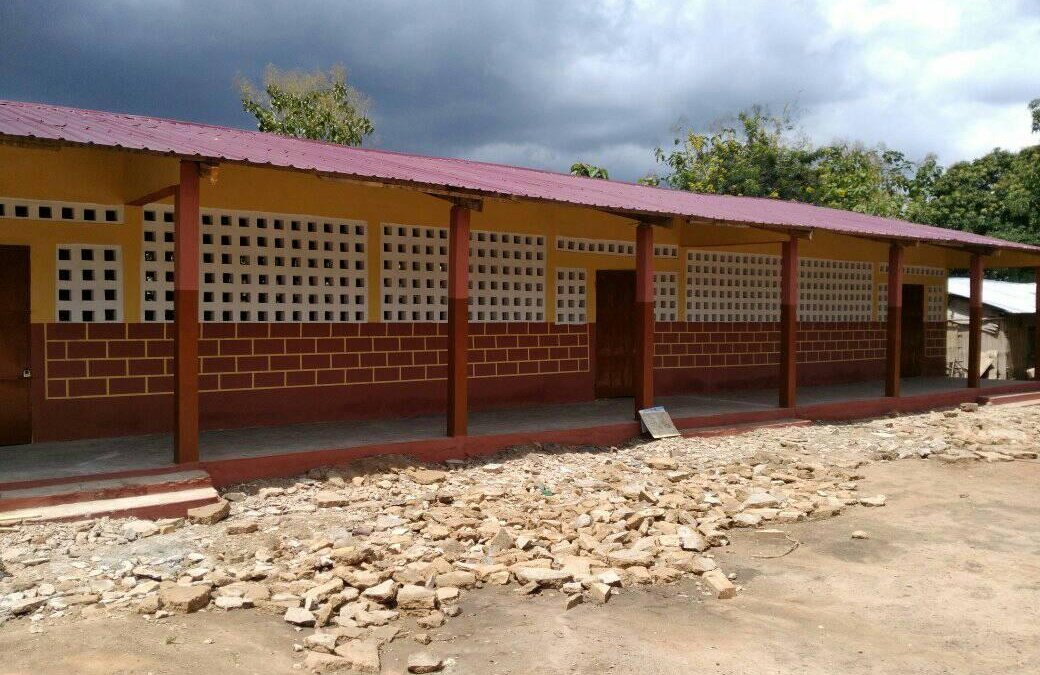 Août-Septembre 2019 – Rénovation de l&rsquo;école de Kolokopé